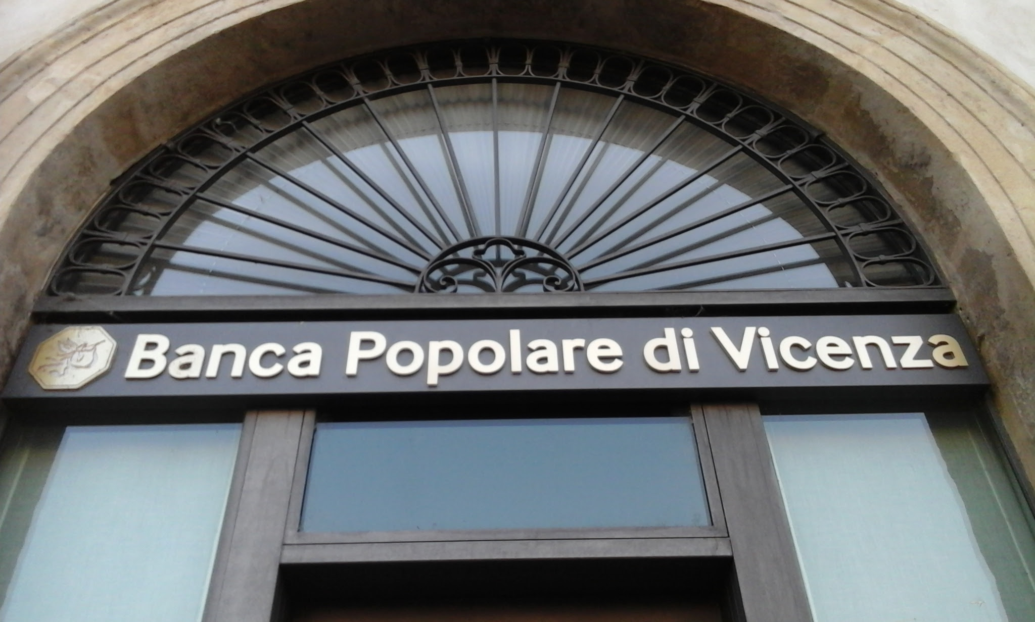 Banca popolare di vicenza s.p.a åpningstider i roma, it. Popolare Vicenza Ecco Chi Si Vuole Pappare I Palazzi Ex Bpvi Startmag
