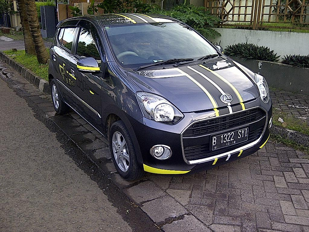 Modifikasi Mobil Ayla Grey Sobotomotif