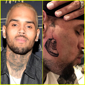 Chris brown showed off his new hand tattoo done by ivana belakova (@ivanatattooart) ivana is know for her color street style tattoos that are considered contemporary fine art. Chris Brown Debuts Face Tattoo Of An Air Jordan Sneaker Chris Brown Just Jared
