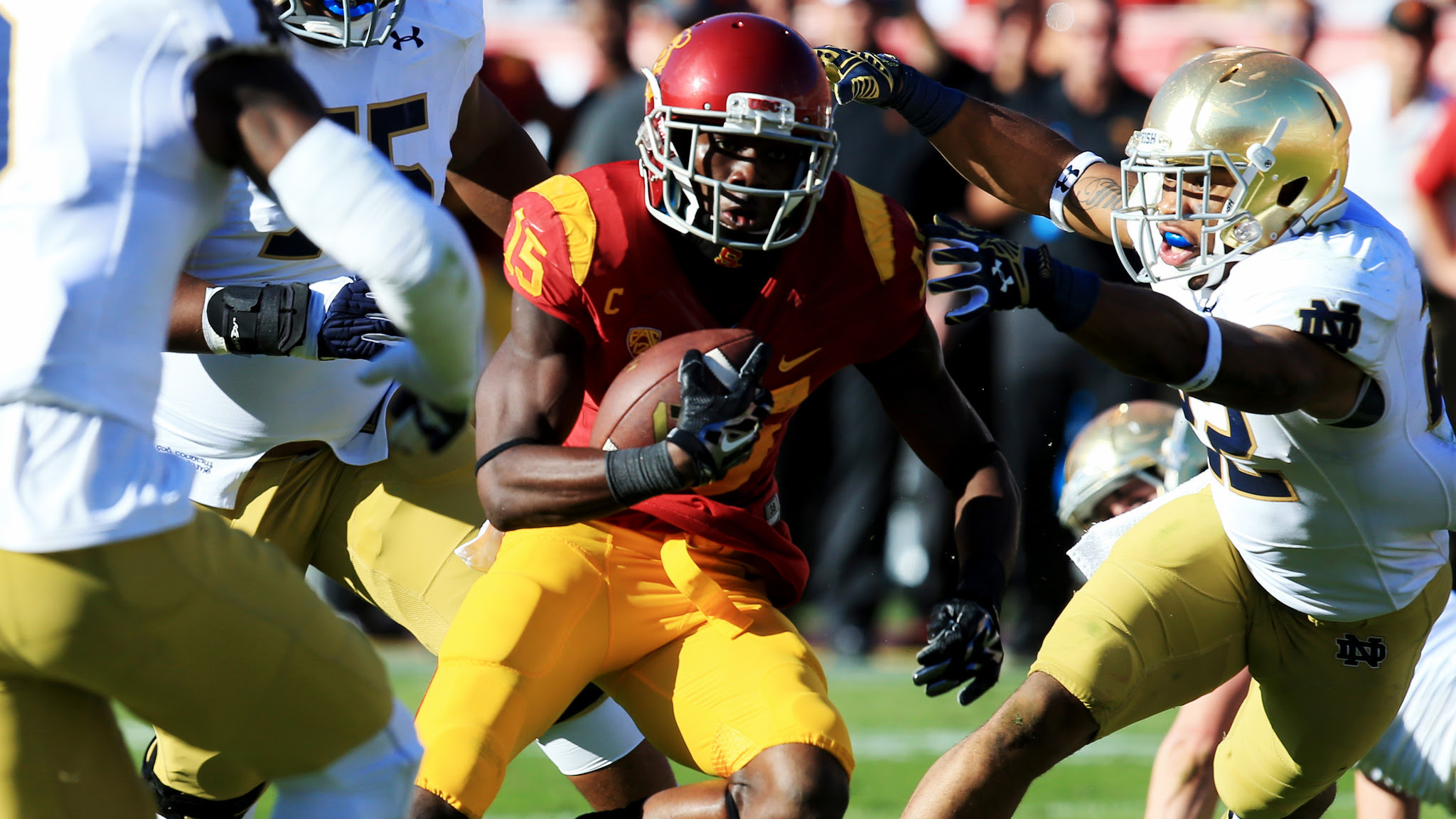Cody Kessler and USC beat the fight right out of Irish in 49-14 romp