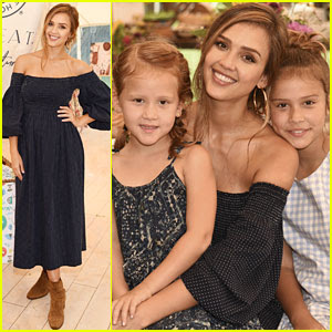 Just like the rest of us moms and dads, she's working to shape her kids' behavior. Jessica Alba S Daughters Honor Haven Look So Grown Up At Honest Company Event Brooks Stuber Celebrity Babies Grey Stuber Haven Warren Honor Warren Jessica Alba Kaius Berman Molly Sims Rachel