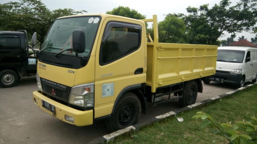  Mobil Truk Engkel Bekas - harga dan spesifikasi barang