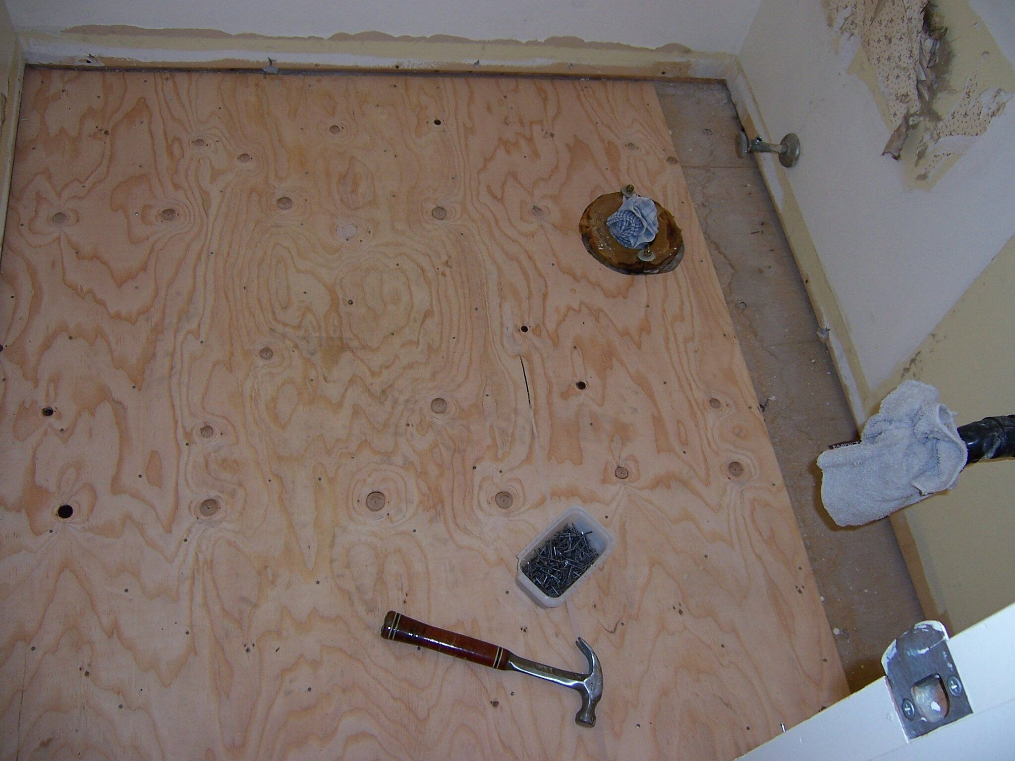 We did not find results for: Cost To Replace Plywood Subfloor Theplywood Com