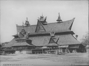 SOPO PANISIOAN Ornamen Rumah Tradisional  Karo 