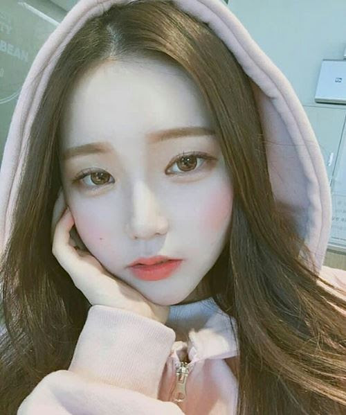 綺麗な女子 高校生 オルチャン 韓国 ファッション 人気のファッション画像