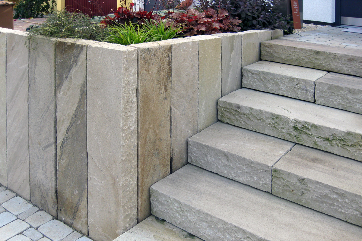 #treppen im #garten holztreppe lackiert #hochbeet #cortenstahl. Treppen Gelande Garten Lauterwasser Gartenbau Landschaftsbau Benningen Ludwigsburg