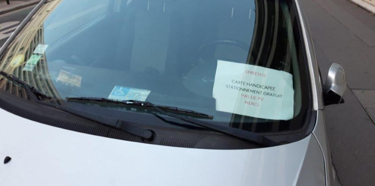 Les dents grinçaient depuis 2 ans. Verbalisation Du Stationnement A Paris La Double Peine Pour Les Conducteurs Handicapes Le Parisien