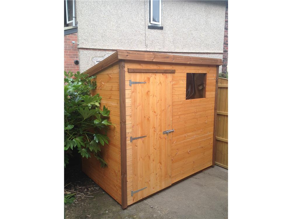 Scole: 6x4 wooden shed homebase