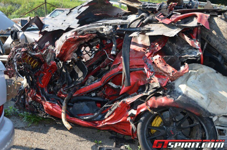 Keith bremer, an attorney for the ladera ranch family, told the newspaper nikki catsouras, 18, teenage car crash victim from orange county, california whose accident photos were released onto internet, automobile accident… Rennteam 2 0 En Forum Horrific 160mph Porsche Gt2 Rs Wreck Page1