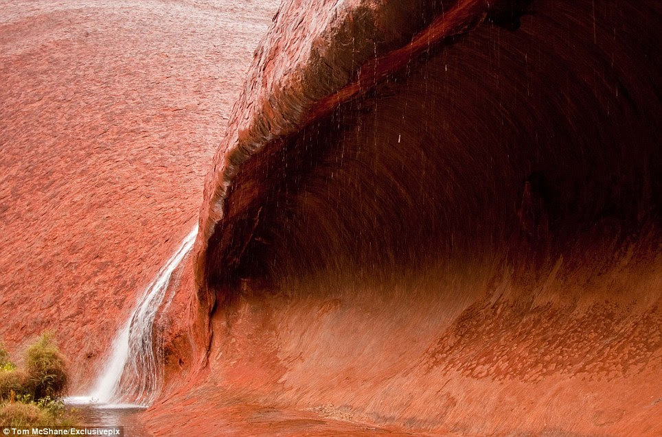 The order of the dual names was officially reversed to Uluru/Ayers Rock in November 2002 after a request from the Regional Tourism Association in Alice Springs