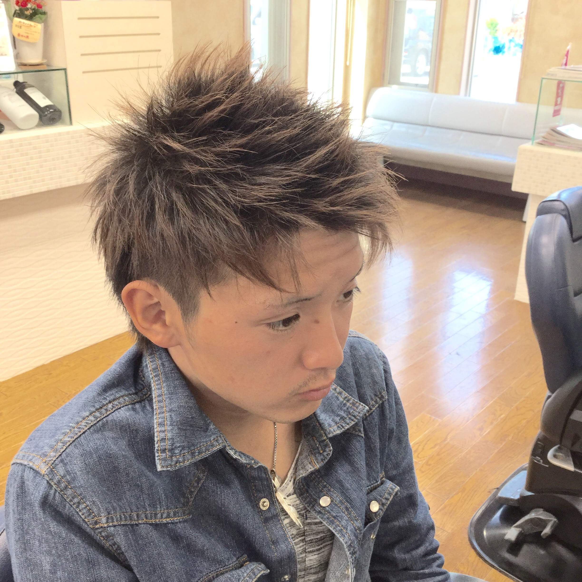 ウルフ ベリーショートウルフカット 髪型 メンズ ツーブロック Khabarplanet Com