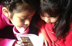 two girls reading