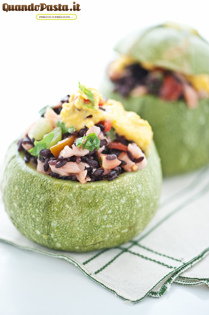 Bollire il riso, scolarlo al dente (3/4 di cottura). Zucchine Ripiene Di Riso Venere Zucchine Ripiene Riso Venere 001 Quandopasta It