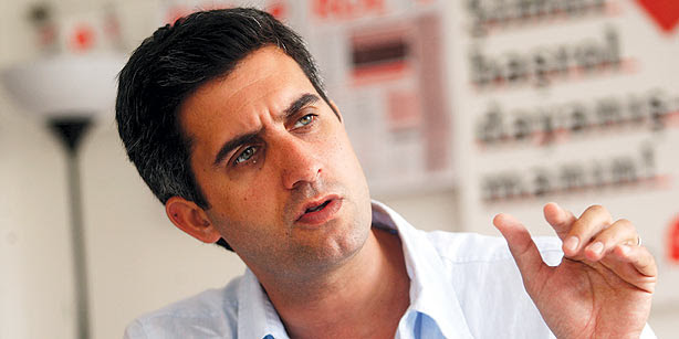 Born 11 december 1970) is a turkish actor. News Page 3