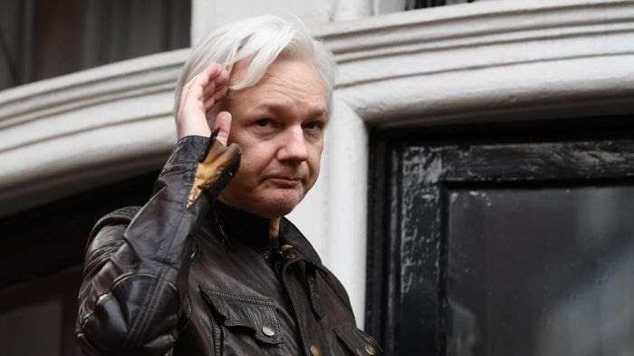 Julian Assange arrêté par la police britannique