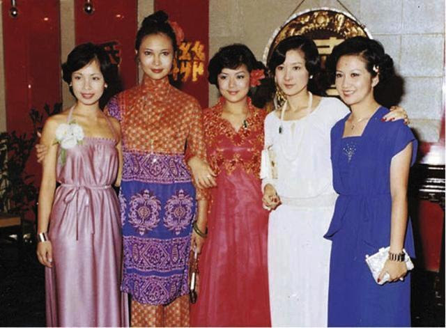 Search for text in self post contents. è–›å®¶ç‡•16å²å°'å¥³ç…§æ›å…‰ç¥žä¼¼èµŒçŽ‹åƒé‡'ä½•è¶…èŽ² ä¸‰å­å¥³æœªé—ä¼ æ¯äº²ç¾Žè²Œ