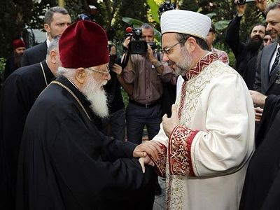 Patriarch Ilia II asking Turkish authorities to resume services at Georgian churches