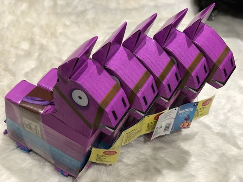 Tv, movie & video games. Official Fortnite Llama Drama Loot Pinata Set 23pcs Rust Lord Figure New Film Tv Videospiele