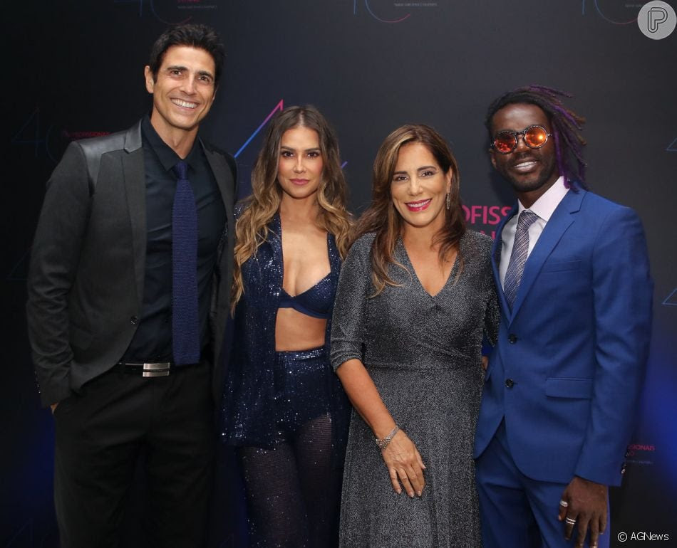 Reynaldo Gianecchini, Deborah Secco, Gloria Pires e Jonathan Azevedo no PrÃªmio Profissionais do Ano, em SÃ£o Paulo, nesta quinta-feira, 27 de setembro de 2018