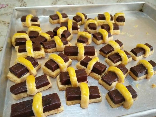  Cara  Membuat  Kue  Kering Dari  Coklat  Batangan Resep Kue  