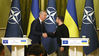 Secretary General in Kyiv: NATO stands with Ukraine