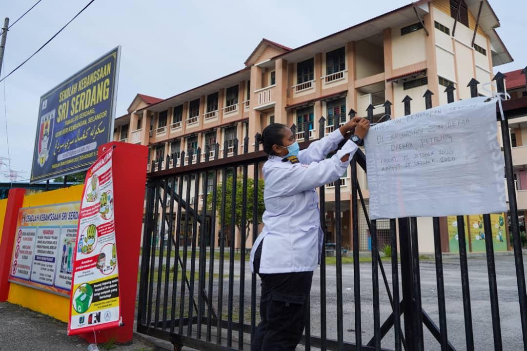 Pelajar yang ada memohon kemasukan ke tingakatan 6 boleh membuat semakan keputusan permohonan tingkatan 6 secara online dan sms selepas ianya diumumkanpelajar lepasan spm 2018 boleh membuat semakan tawaran ke tingkatan 6 sesi 2019/2020 di sekolah menengah bantuan. Senarai Sekolah Yang Ditutup Di Selangor Kosmo Digital