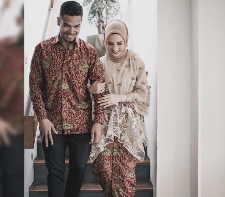  Baju  Kemeja Lamaran  Couple  7 Inspirasi Kebaya Couple  