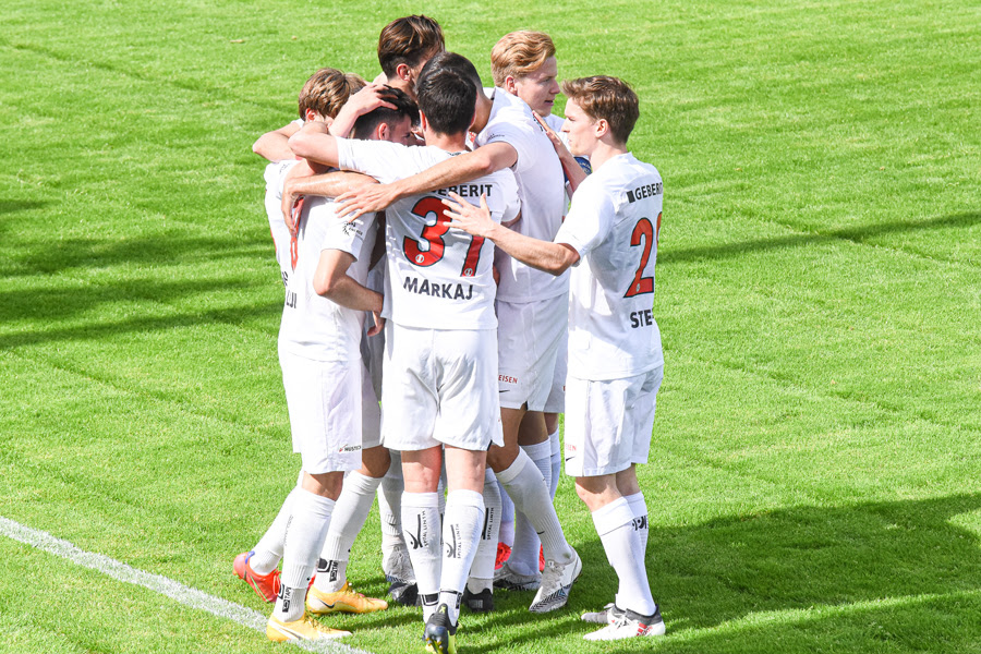 Jun 18, 2021 · die einteilung im kreis cham/schwandorf steht. Rapperswil Besiegt Den Sc Cham Sportjack Ch