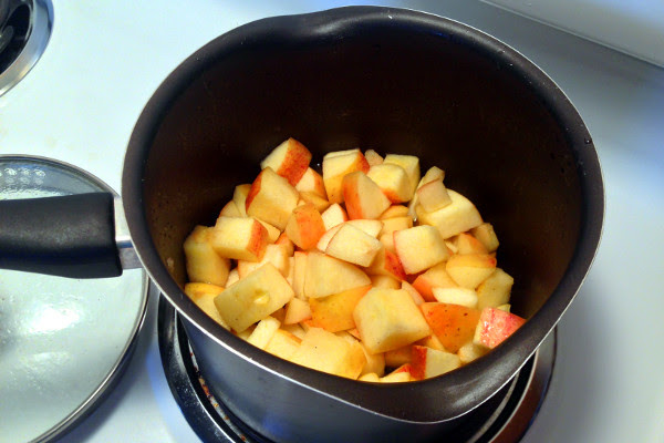 And it's fun for kids to help with in the kitchen! Make Your Own Applesauce And Your Own Autumn Season The Be Well Place