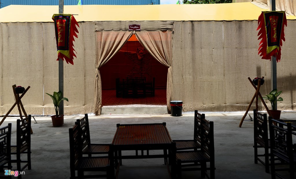 Nhà hàng độc lạ, nhà hàng cổ trang, phong cách thời Tam Quốc, nhà hàng độc đáo ở Sài Gòn, du khách
