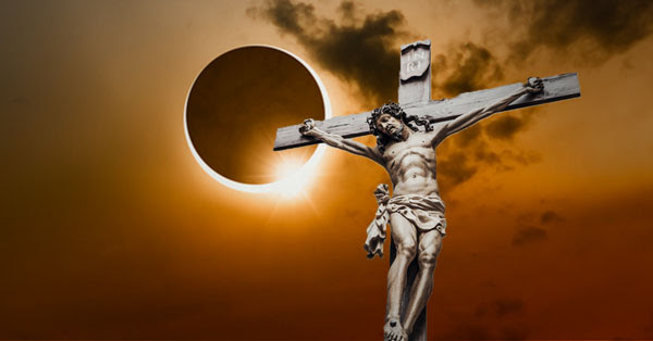Resultado de imaxes para jesucristo crucificado luna de sangre