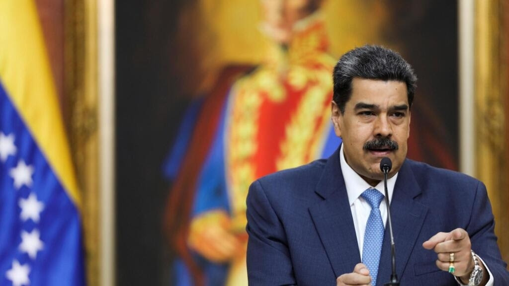 Maduro chama Bolsonaro novamente de fascista e o acusa de buscar 'conflito armado' com Venezuela
