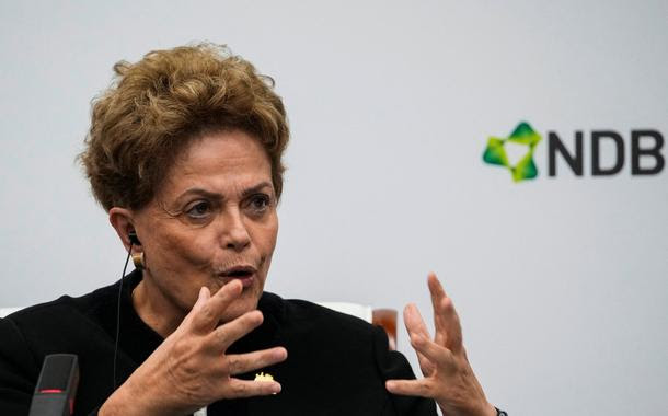 Banco presidido por Dilma deposita US$ 1 bilhão nas contas do governo brasileiro