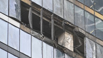 Guerre en Ukraine : nouvelle attaque de drones contre Moscou, un immeuble de bureaux endommagé