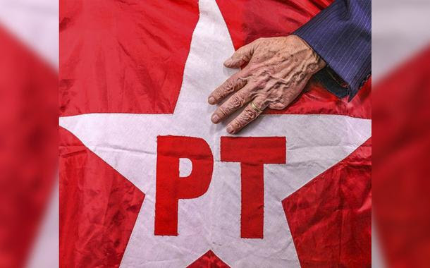 Partido dos Trabalhadores: pelos braços do povo, Lula é reconduzido à Presidência