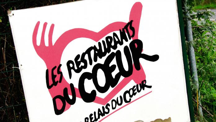 VIDEO. "On n'a jamais vu ça" : en plein mois d'août, les Restos du cœur débordés