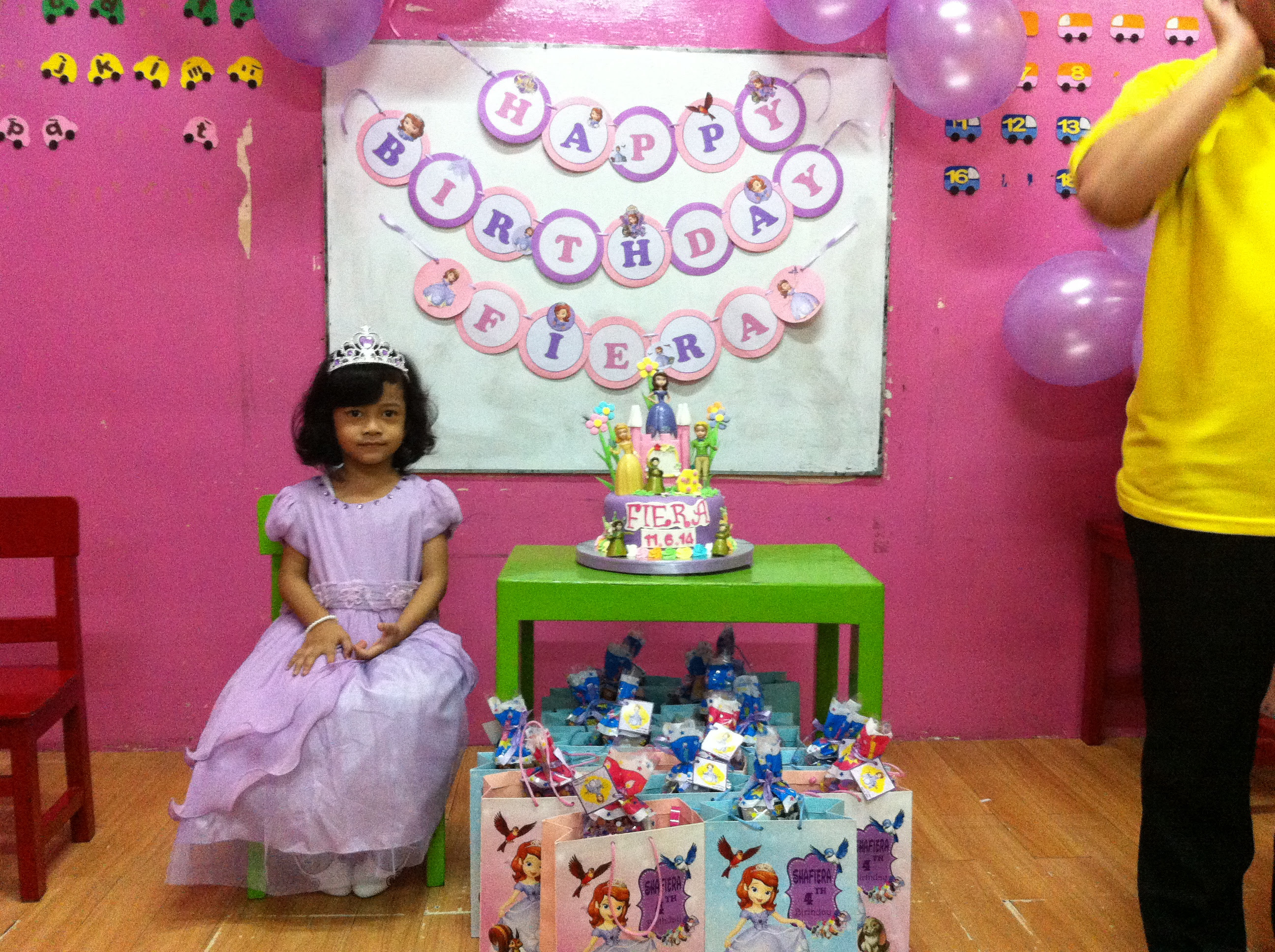 Princess Fiera s Birthday Party The Urban Mama