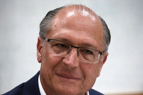 Alckmin teria desviado recursos para cobrir déficit