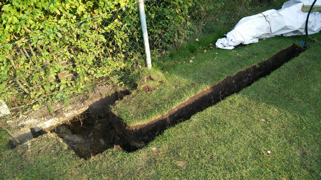 Strom im gartenhaus ist wichtig für die beleuchtung und das arbeiten mit elektrischen werkzeugen. Erdkabel Verlegen Ohne Graben