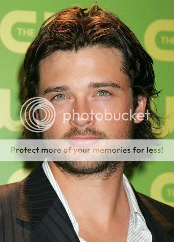 Men's Long Hairstyles Pictures: Tom Welling Wavy Shag Haircut