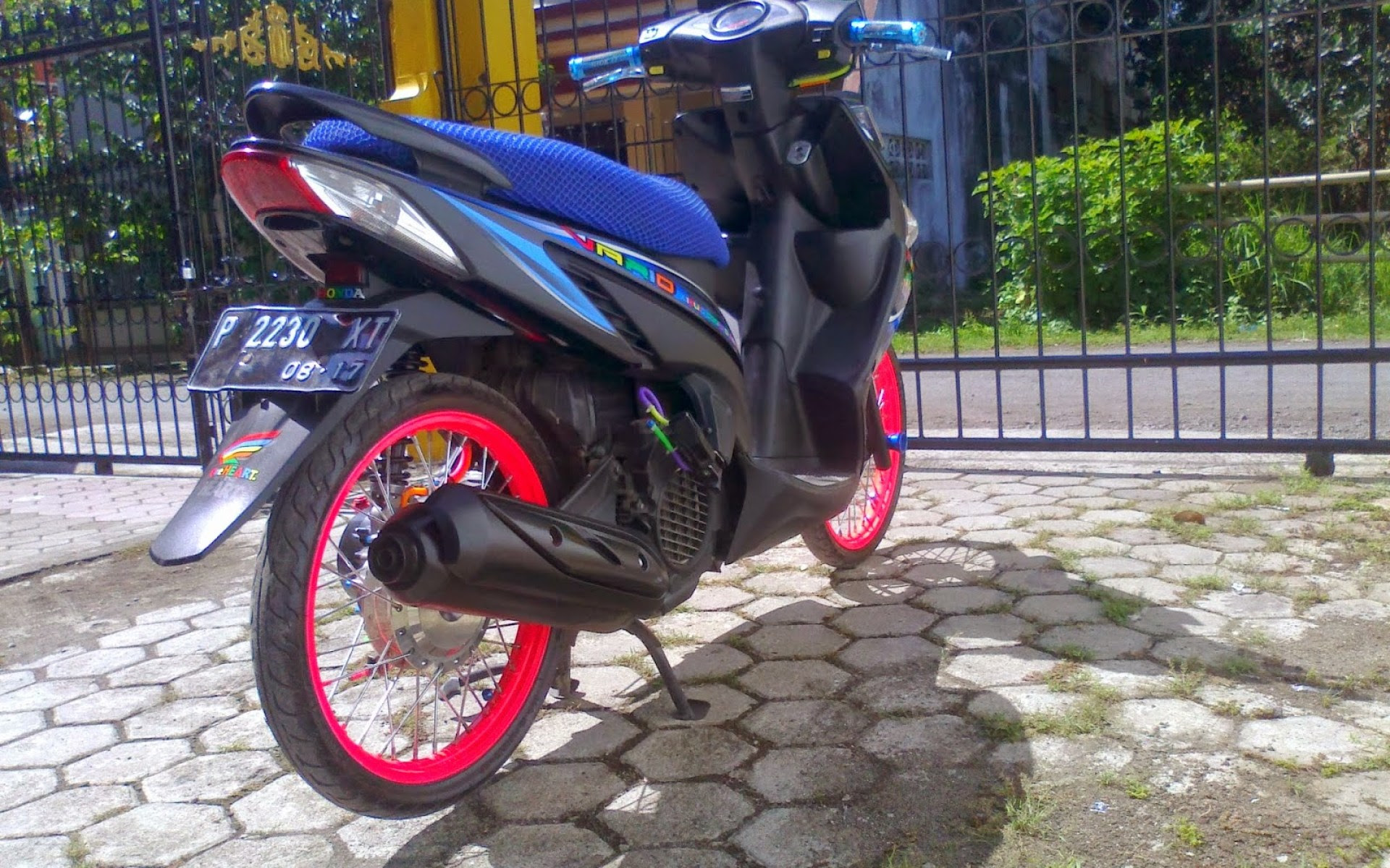 Download 84 Modifikasi Motor Vario 110 Cc Terupdate Krezek