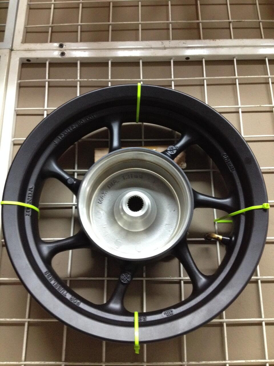 Ukuran Velg  Beat Street Perodua n