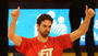 Bulls' Pau Gasol receives the ovation he deserves from Lakers fans
