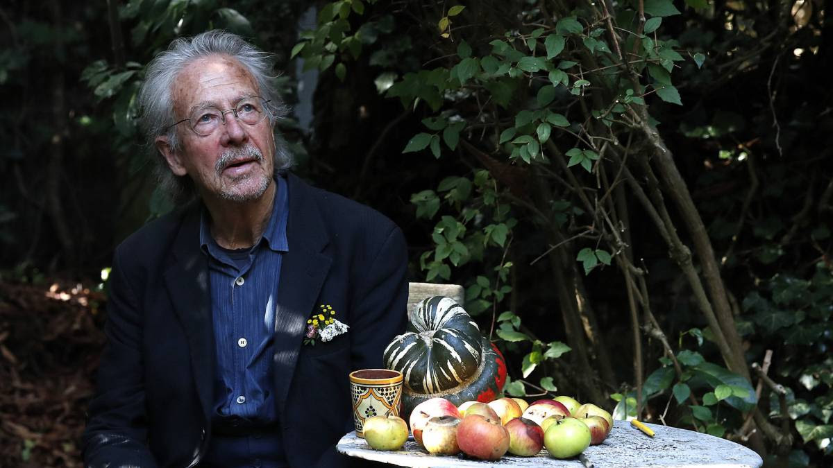 Uma hora no jardim com o Nobel de Literatura Peter Handke: "Agora me sinto livre"