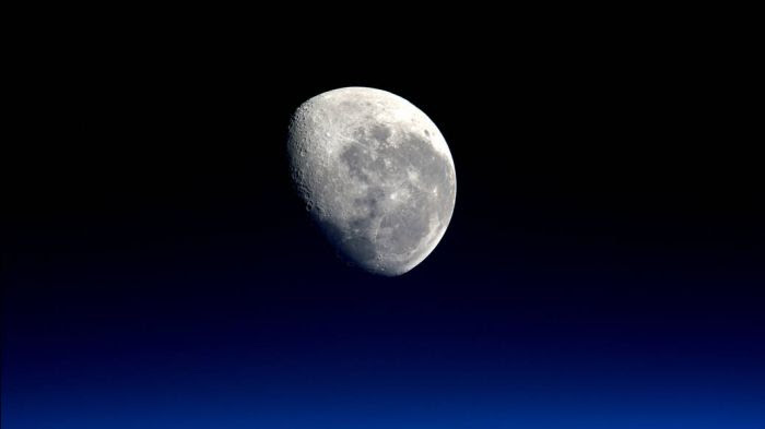 Lever de Lune depuis l'ISS