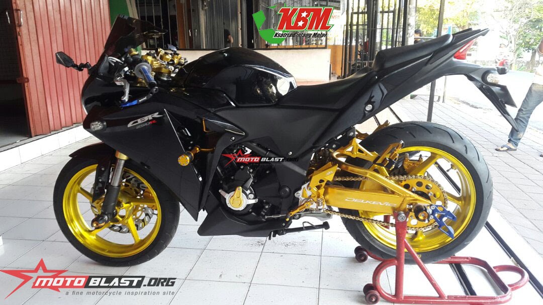 Modifikasi Cbr 250 Cbu - Nelpon y