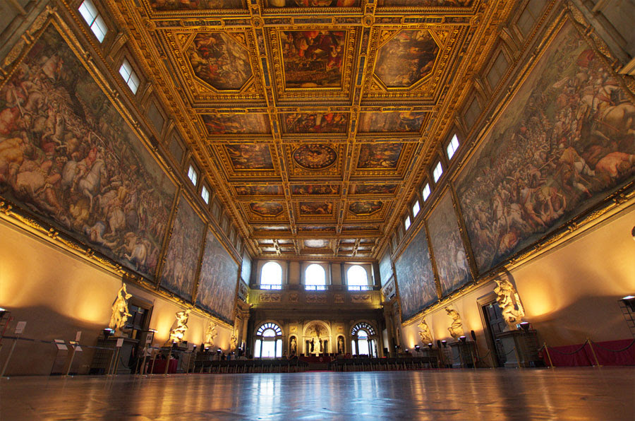 Hotel palazzo vecchio is just a few steps from santa maria novella station in the heart of the historic centre of florence. Palazzo Vecchio And Piazza Signoria Florence