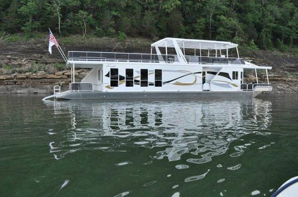 2018 zodiac avon sea sport 400 #5943: Thoroughbred Houseboats Boats For Sale