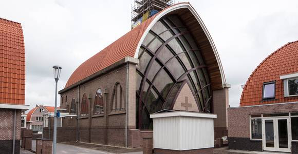 In Halfweg is de kerk maar half weg