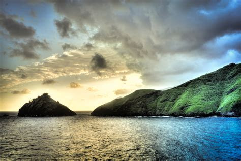 Batu Gambar Pemandangan Pantai - Woww!!! Indah Banget ...